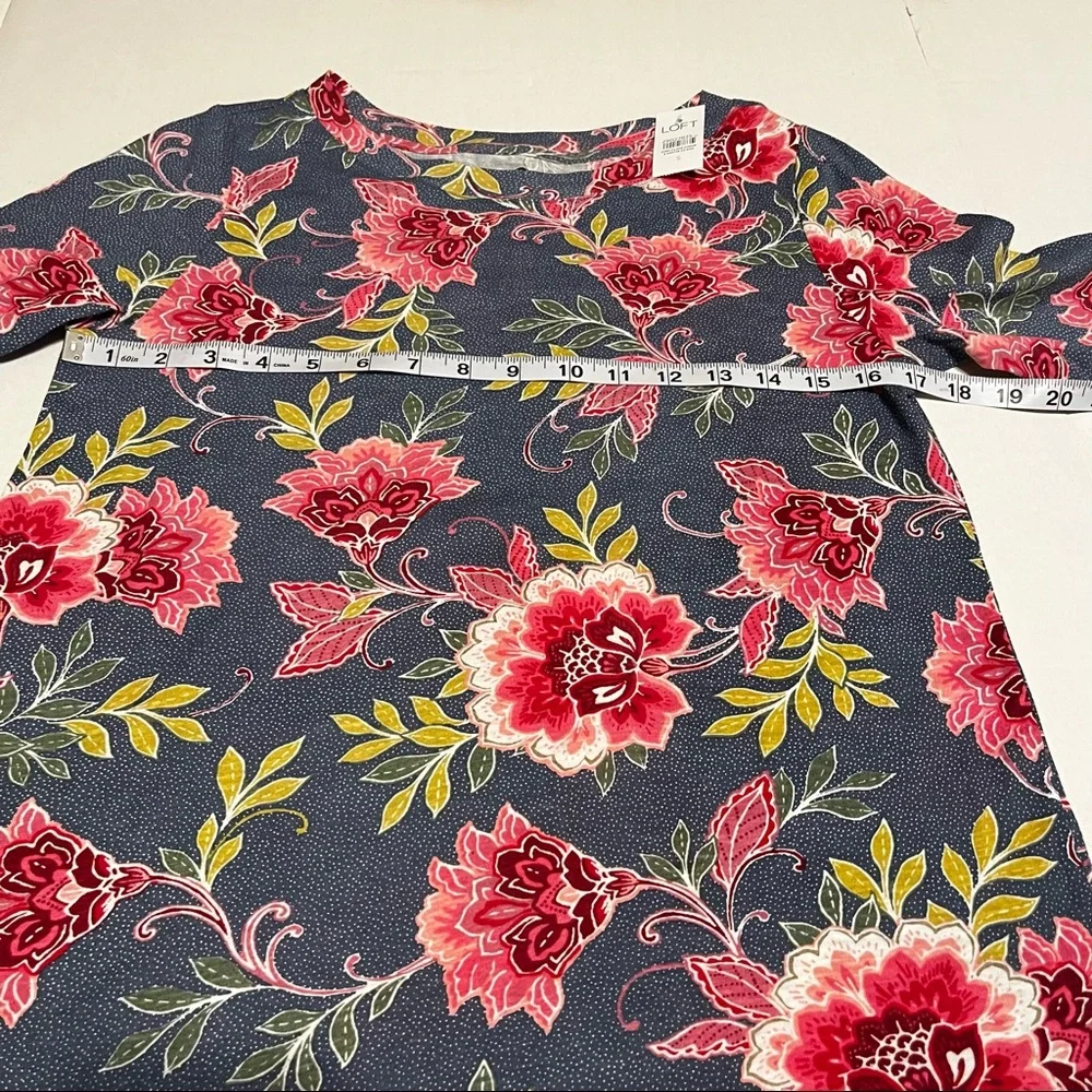 Loft Womens Size Small Blue Pink Floral Short Sleeve Cotton‎ Crewneck Shirt NEW